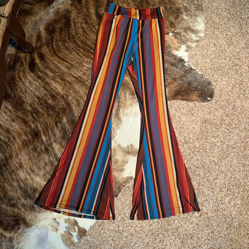 Stretchy striped pants flares